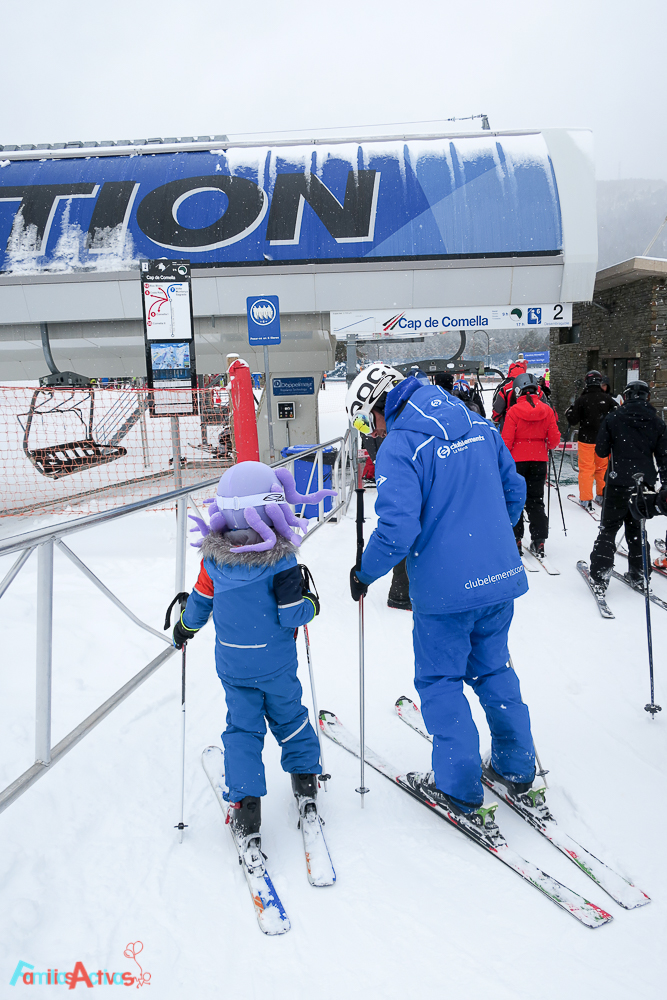 esquiar-en-la-molina-actividades-para-familias-clubelements-cursos-de-esqui-para-ninos-4