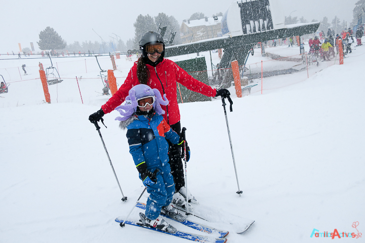 esquiar-en-la-molina-actividades-para-familias-clubelements-cursos-de-esqui-para-ninos-7