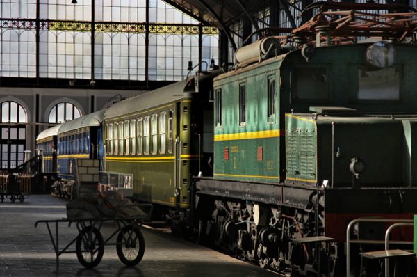 Museo de Ferrocarril: Pasajeros al tren
